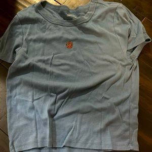 An American Eagle ladybug baby tee💙🐞